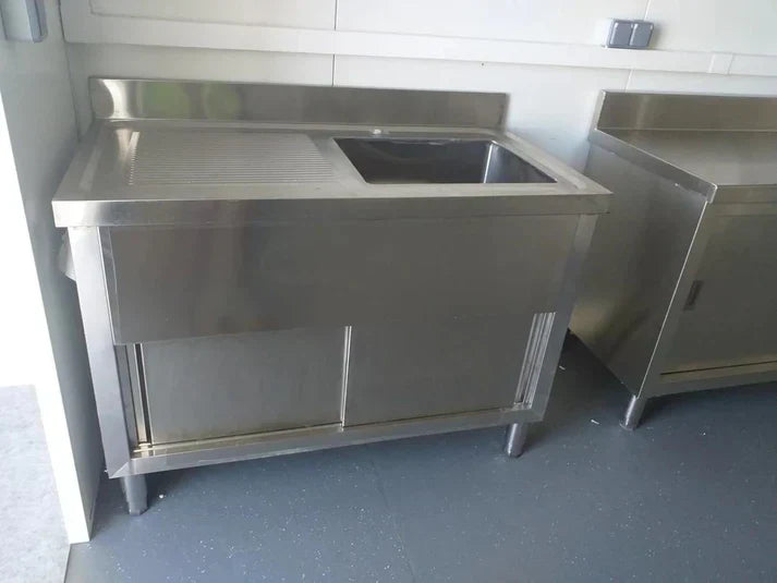 20-Fuß Snack-BOX Container – Ideal als Imbisscontainer oder Verkaufskiosk