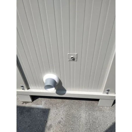 Sanitärcontainer S1 1,18 × 1,18 m mit WC und Waschbecken