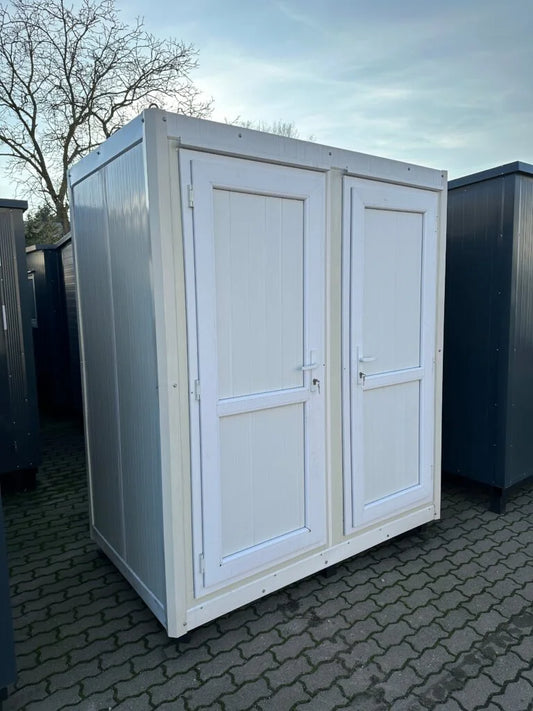 Sanitärcontainer 1,30 × 2,05 m mit 2 WCs – kompakte Toilettenanlage