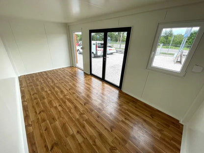Premium-Bürocontainer 6 × 2,4 Meter
