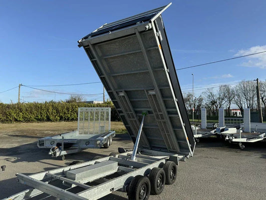 Henra Dreiseitenkipper 4 × 2 m – 3-Achser – 3.500 kg