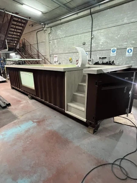 20-Fuß-Containerpool mit Zedernholzterrasse und Wärmepumpe