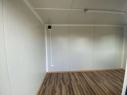 Einsatzbereiter Bürocontainer 4,00 × 2,20 Meter