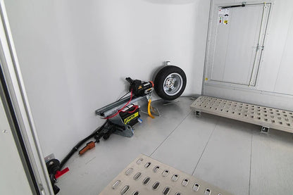 Debon Roadster 2000 geschlossener Autotransporter – 3.500 kg – Pullman-2-Fahrwerk