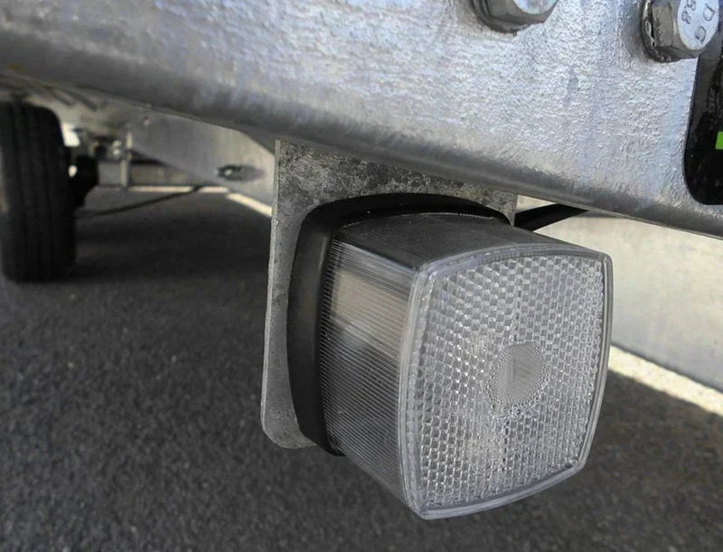 LIDER Plattformanhänger 506 × 215 cm – 2 gebremste Achsen – bis 3.500 kg