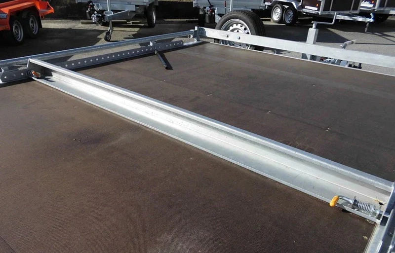 LIDER Plattformanhänger 506 × 215 cm – 2 gebremste Achsen – bis 3.500 kg
