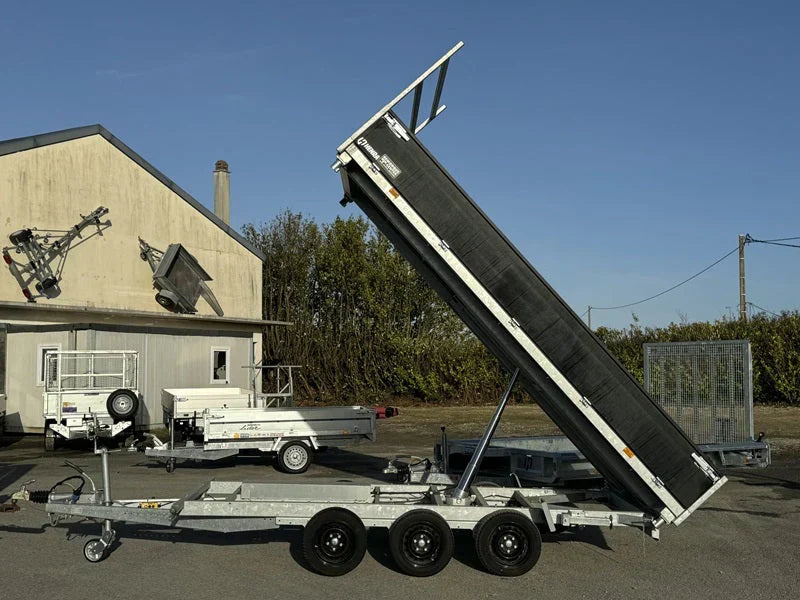Henra Dreiseitenkipper 4 × 2 m – 3-Achser – 3.500 kg