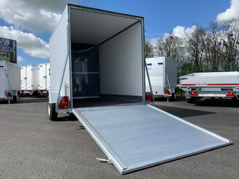 Lider 42960 Kofferanhänger – 1.300 kg – gebremst – 260 × 155 × 177 cm