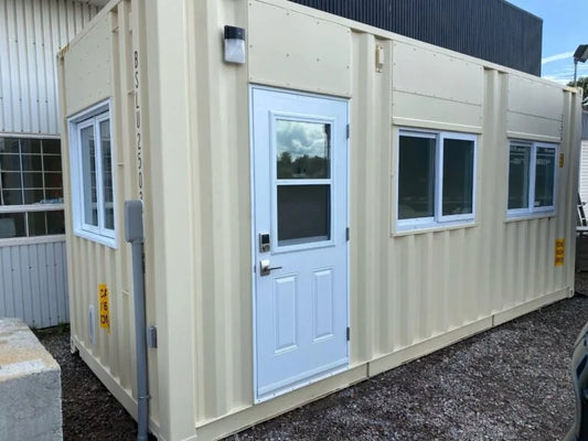 Bürocontainer 6 × 2,40 m – 14,4 m² | Isoliert & bezugsfertig