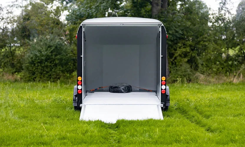 CUNI ONNE ROCKET Kofferanhänger aus GFK und Aluminium – 3.500 kg