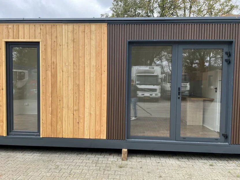 Wohn- und Bürocontainer 24 m² – 8 × 3 m – mit Bad und Küchenzeile