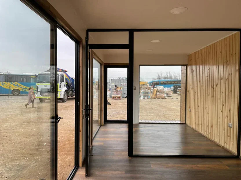Modulares Bürocontainer 8 × 3 Meter – 24 m²