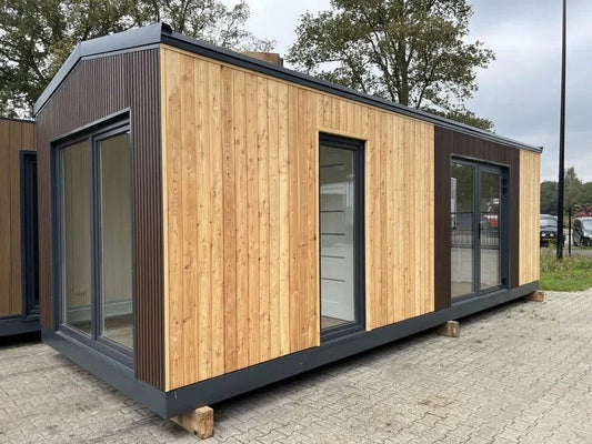 Wohn- und Bürocontainer 24 m² – 8 × 3 m – mit Bad und Küchenzeile