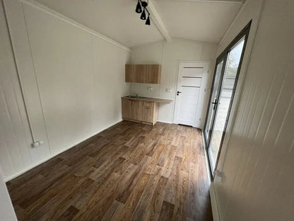 Wohn- und Bürocontainer 24 m² – 8 × 3 m – mit Bad und Küchenzeile
